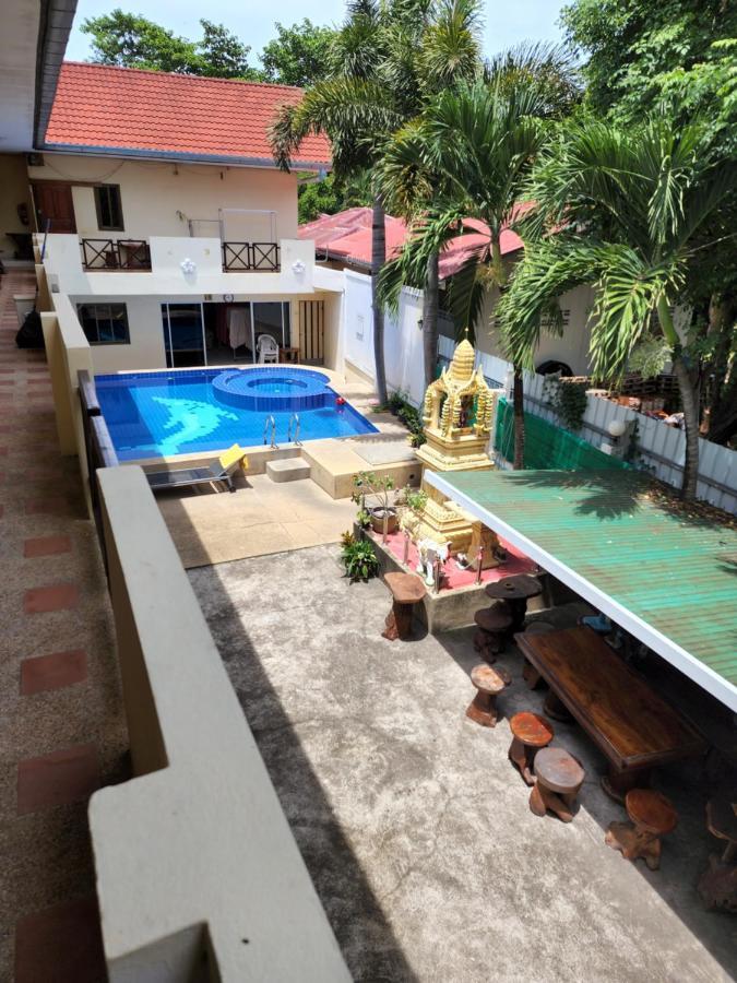 Happy Valley Pattaya Praia de Jomtien Exterior foto